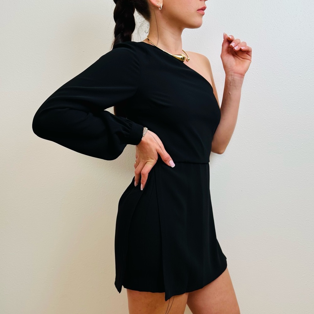 New Amanda Uprichard One Shoulder Romper - Picture 4 of 10